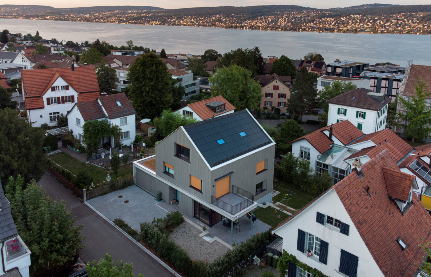 Claridenstrasse, Thalwil